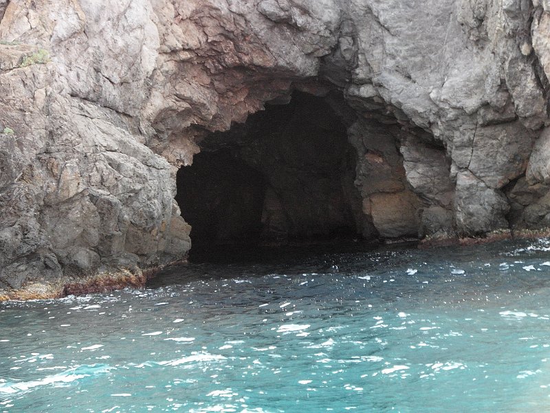 SAM_7553.jpg - La Grotta del Mago