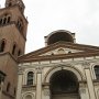 La facciata con il campanile della Basilica di Sant'Andrea, con-cattedrale di Mantova